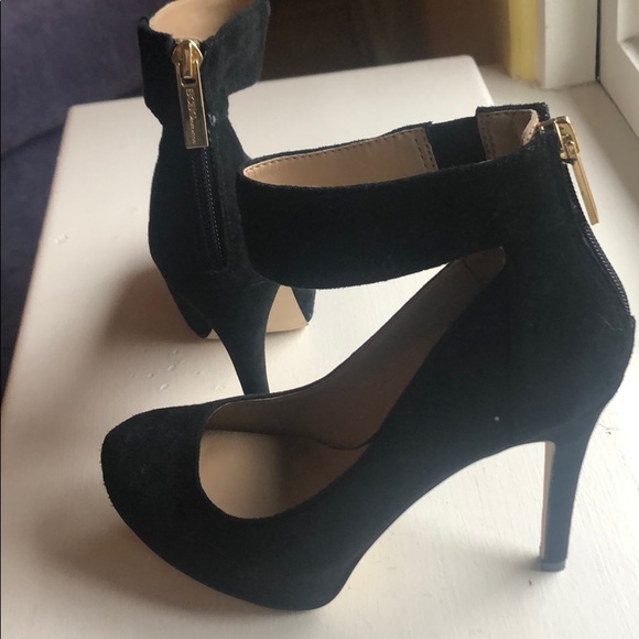 EUC BCBG Generation Heels - Picture 4 of 4